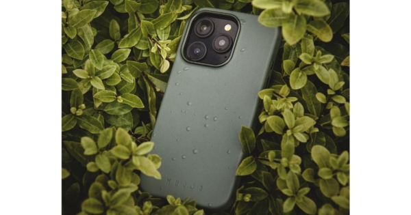 De dikte van een iPhone op drie manieren gemeten: behuizing, cameraplateau en bovenkant van de lenzen